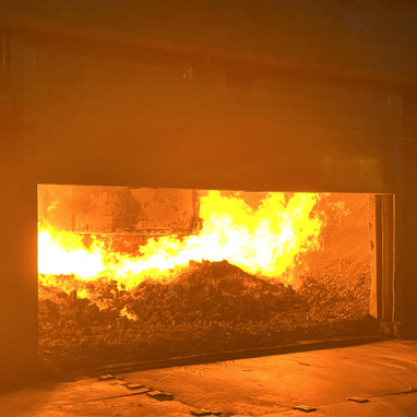 铁合金矿热电炉电极下放、维护及电极事故处理