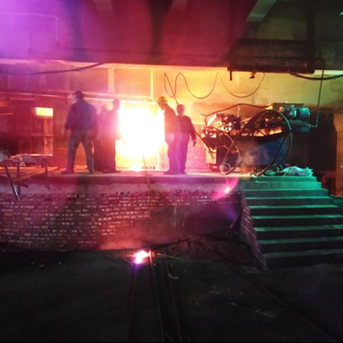 什么是低微碳铬铁炉？